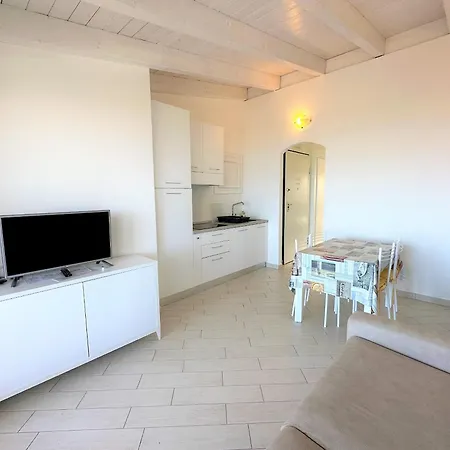Apartment Affittimoderni Isola Rossa Elite-pati24 Cascabraga